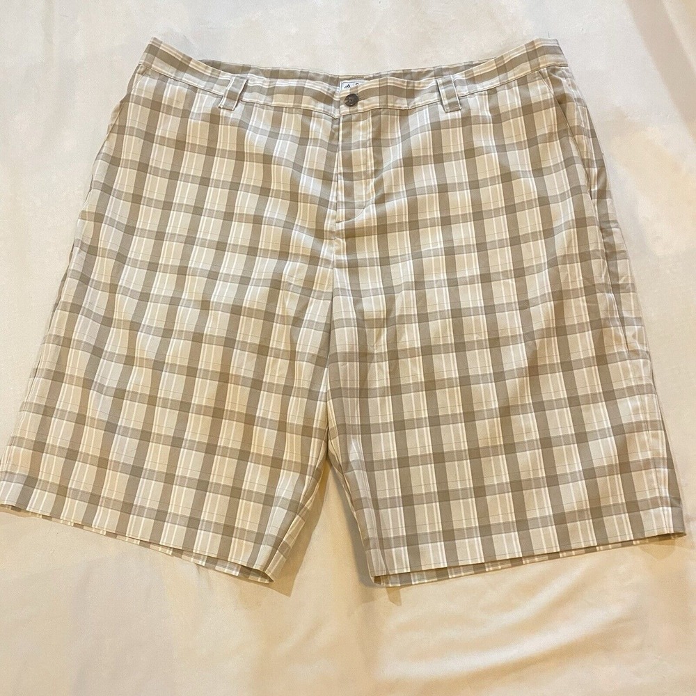 Adidas Shorts Mens 42 Tan Beige Plaid Plaid 10" Inseam Golf Flat Front Bermuda